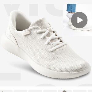 Kizik Madrid eco knit marshmallow men’s 6.5 women’s 8